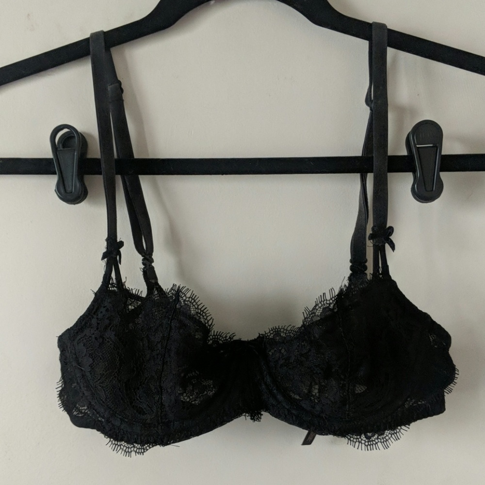 Black Lace Underwire Bralette